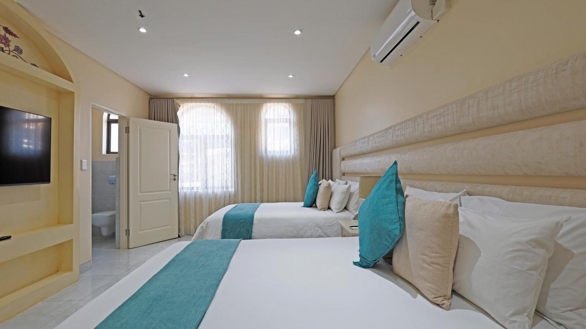 Qurtuba Hotel And Spa Sandown Екстериор снимка